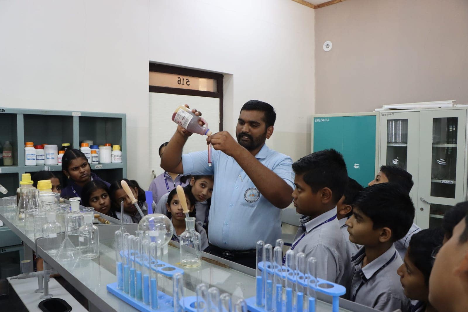 Students learning — Chem demo at Sri Sharada International School