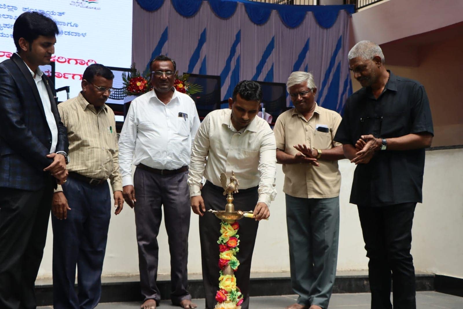 Ocean stage performance on stage at Sri Sharada International School